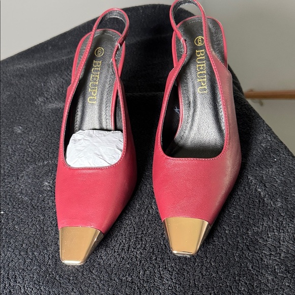 New-Slingback 3In Kitten Heel Comfortable Closed Toe Pumps - Picture 2 of 7